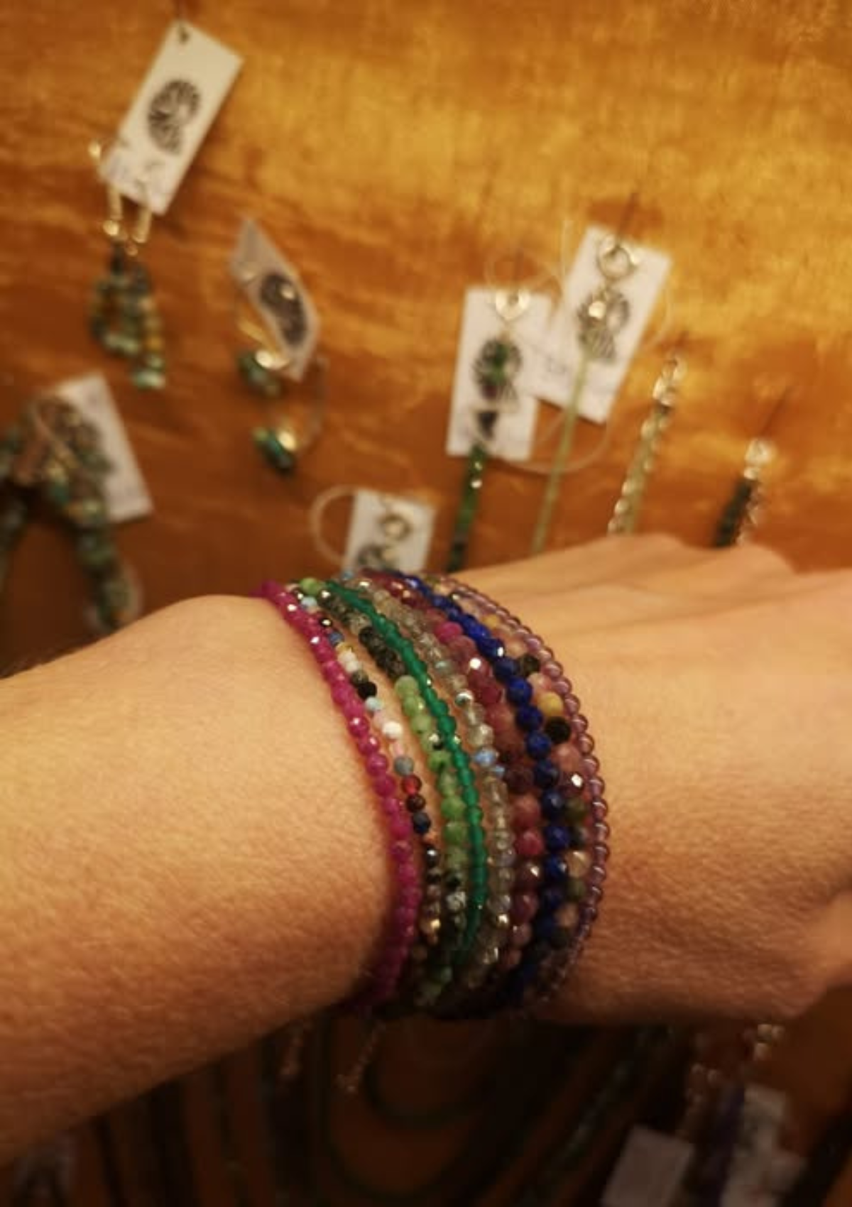 Nautilus - narukvice poludrago kamenje